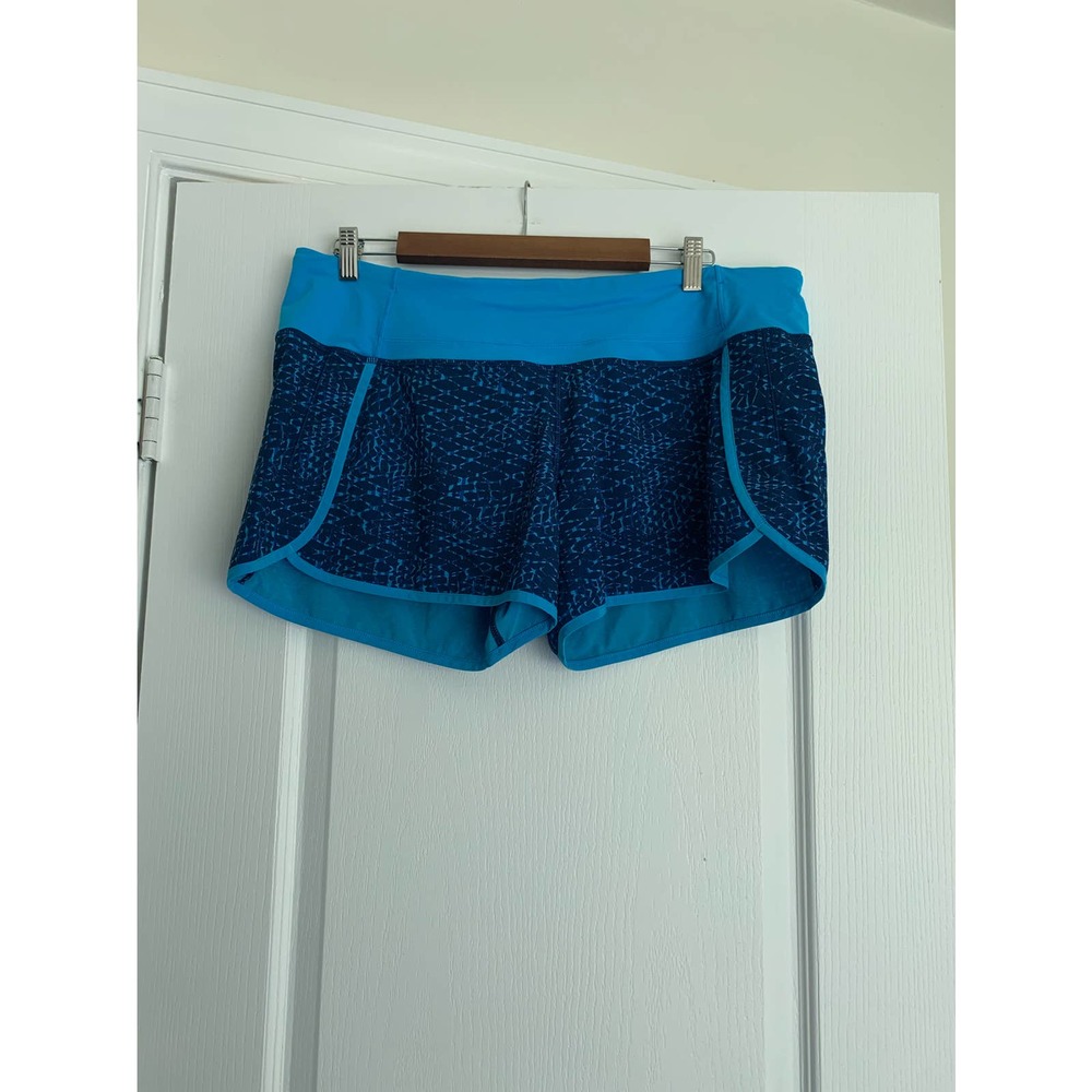 Lululemon Shorts 12